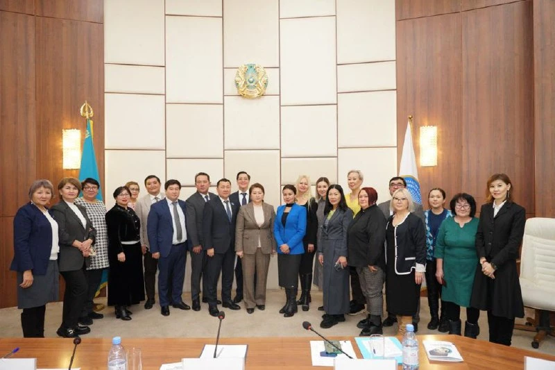 مەدياتسيانى دامىتۋ تالقىلاندى