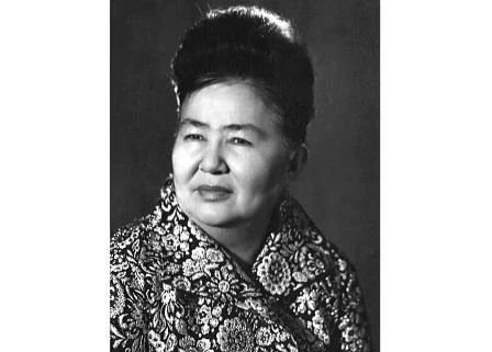 اكەمتەاتردىڭ اناسى