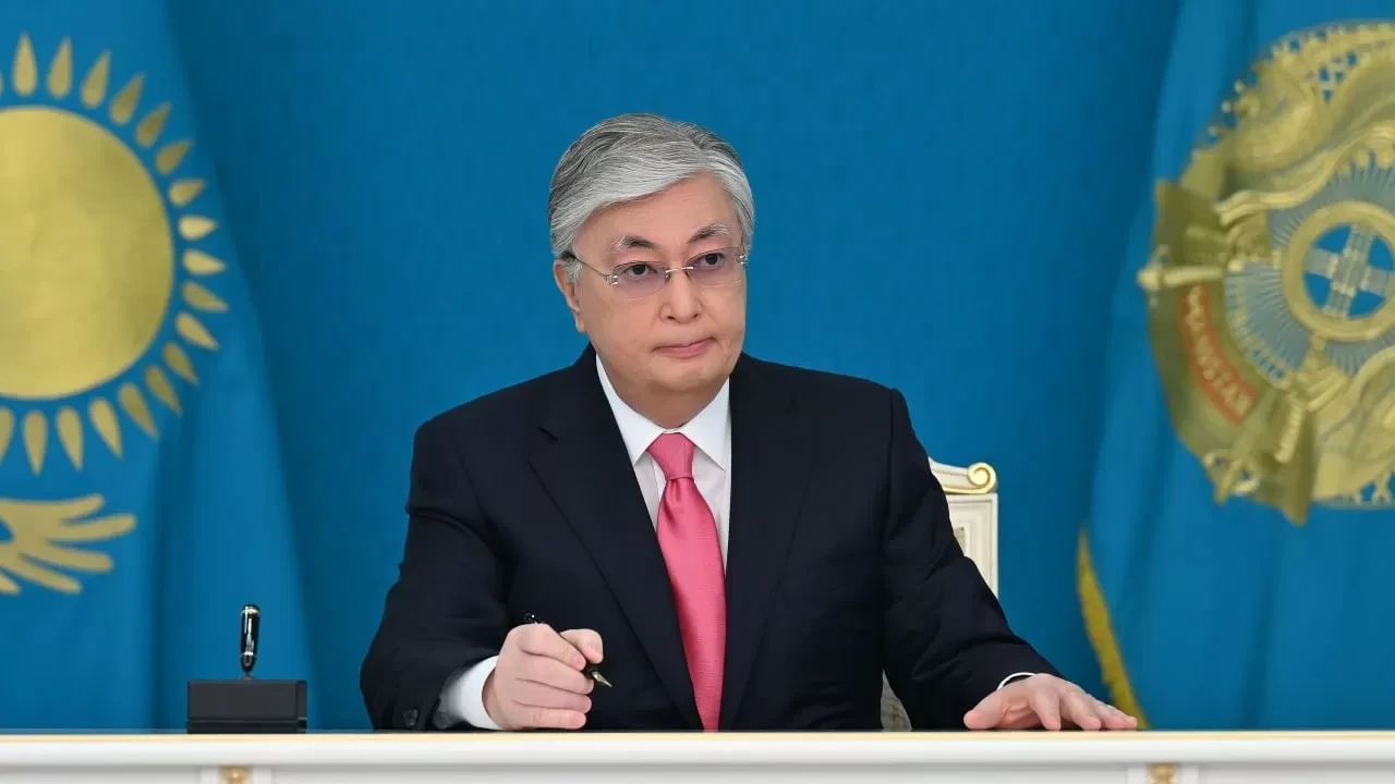 پرەزيدەنت ەل الدىندا تۇرعان باسىم مىندەتتەردى اتادى