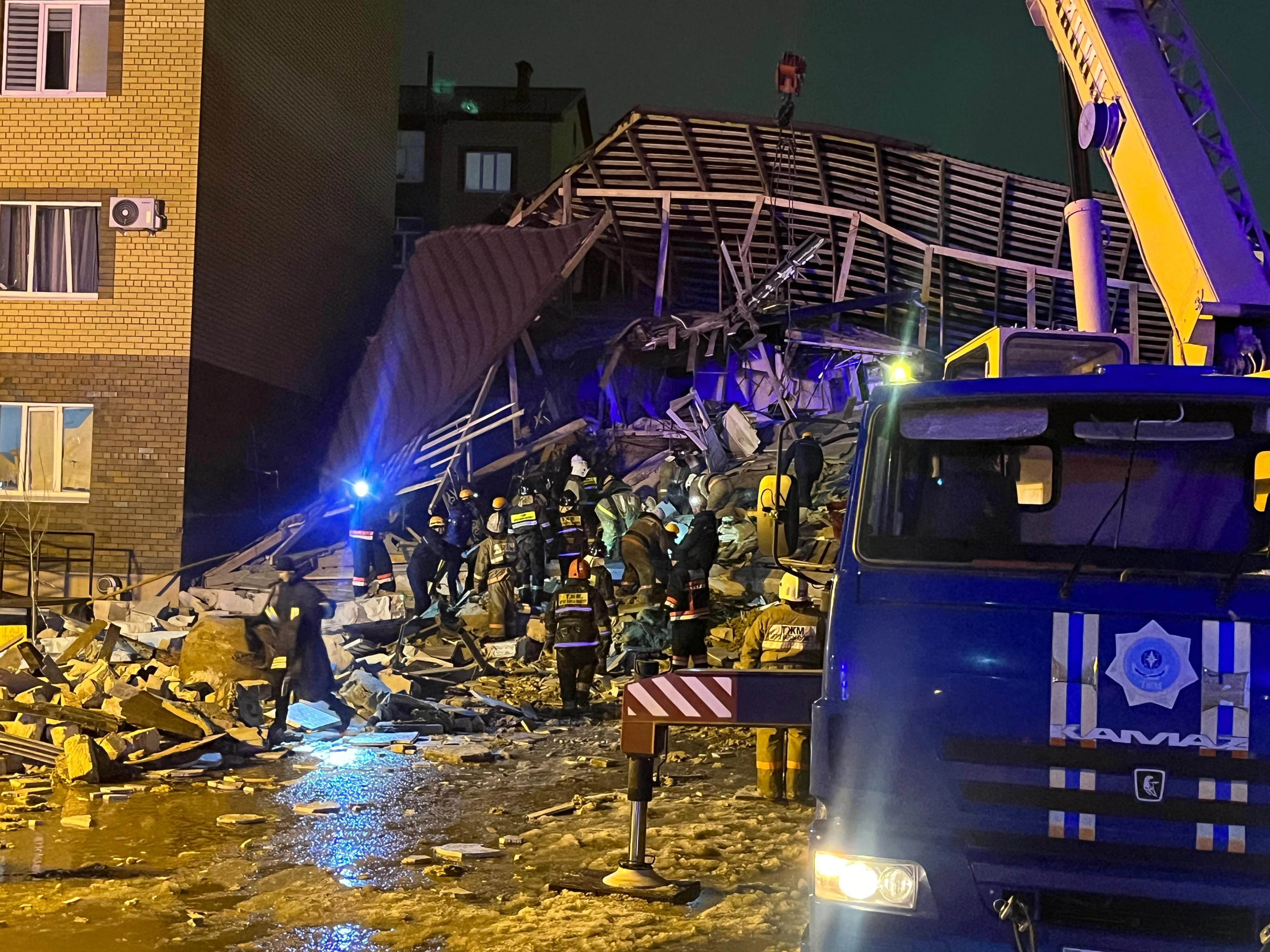 ورالدا دامحاناداعى جارىلىستان 2 ادام قازا تاپتى