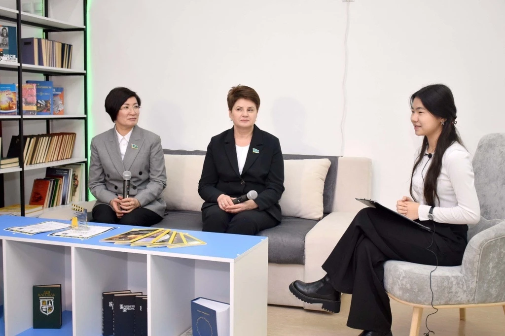 پروبلەمالاردى تۇرعىندارمەن بىرگە تالقىلادى