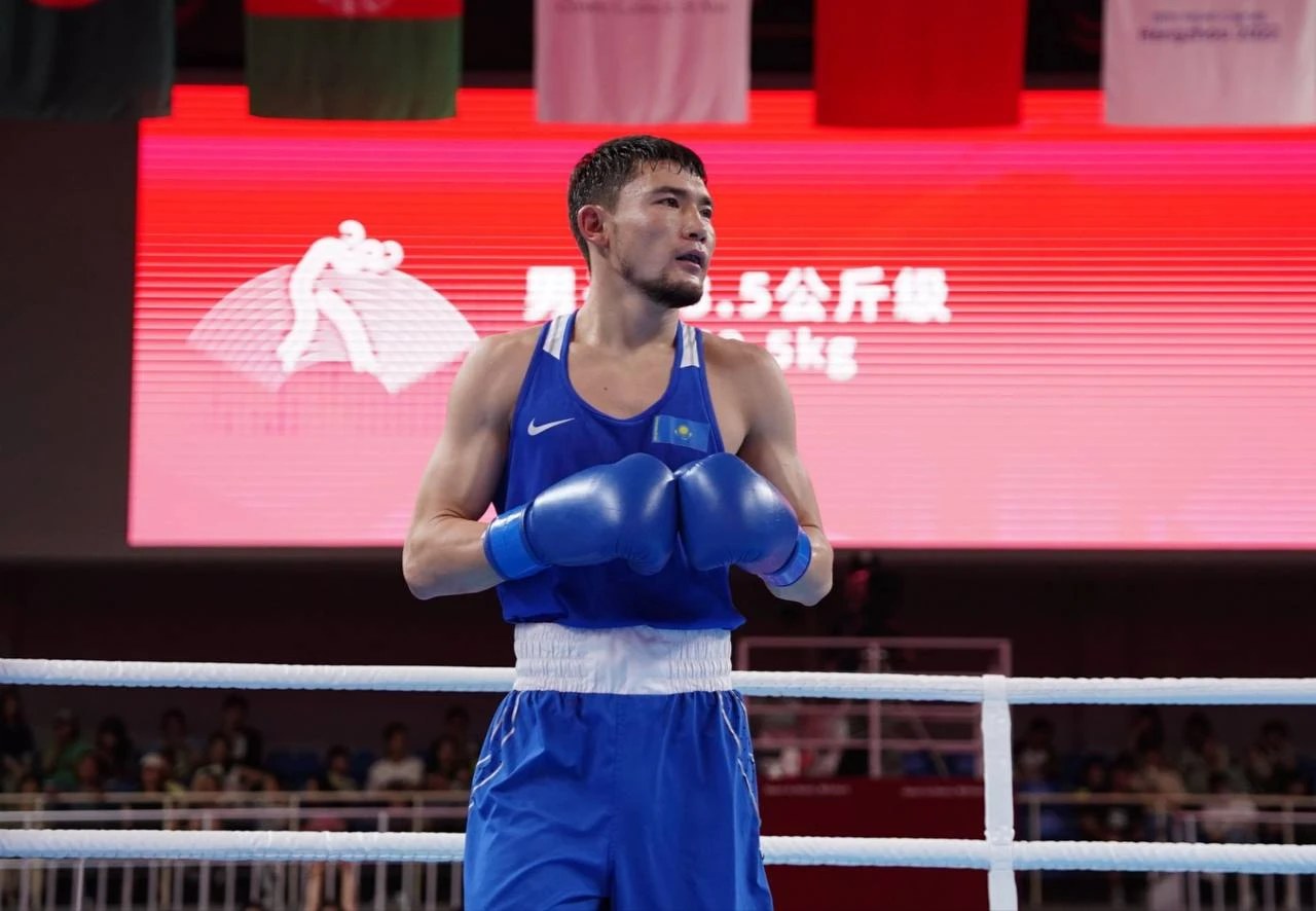 زەينۋللينوۆ, جاكپەكوۆ جانە باسقا قازاق بوكسشىلارى ۆەنگريادا جۇدىرىقتاسادى