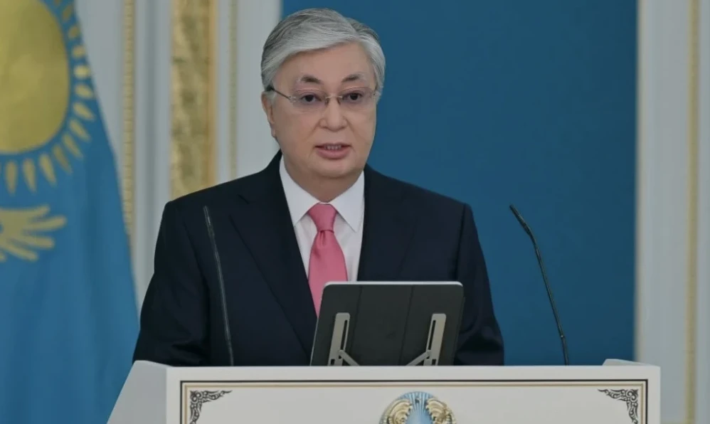 مەملەكەت باسشىسى روجدەستۆو مەرەكەسىمەن قۇتتىقتادى