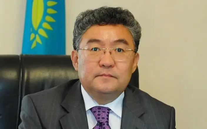 اسحات ورازباي قازاقستاننىڭ يرانداعى ەلشىسى قىزمەتىنەن بوساتىلدى