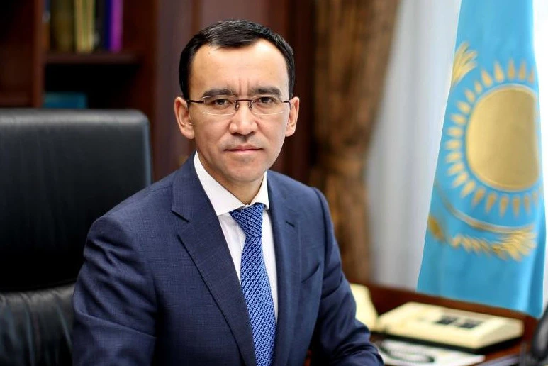 ماۋلەن اشىمباەۆ شەكارادا تاۋارلاردى تەكسەرۋ تۋرالى: «ەگەر سەرىكتەستەرىمىز تەكسەرىپ جاتسا, ءبىز دە تەكسەرۋىمىز كەرەك»