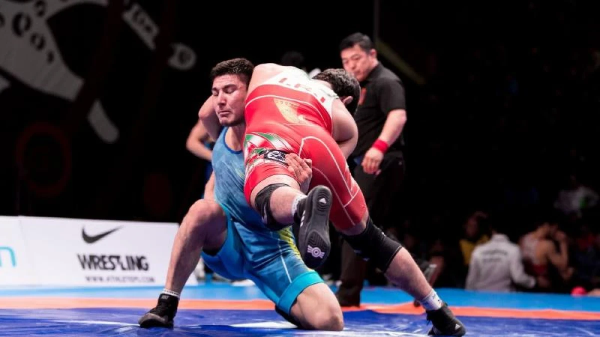 ازامات داۋلەتبەكوۆ – كۇمىس جۇلدەگەر