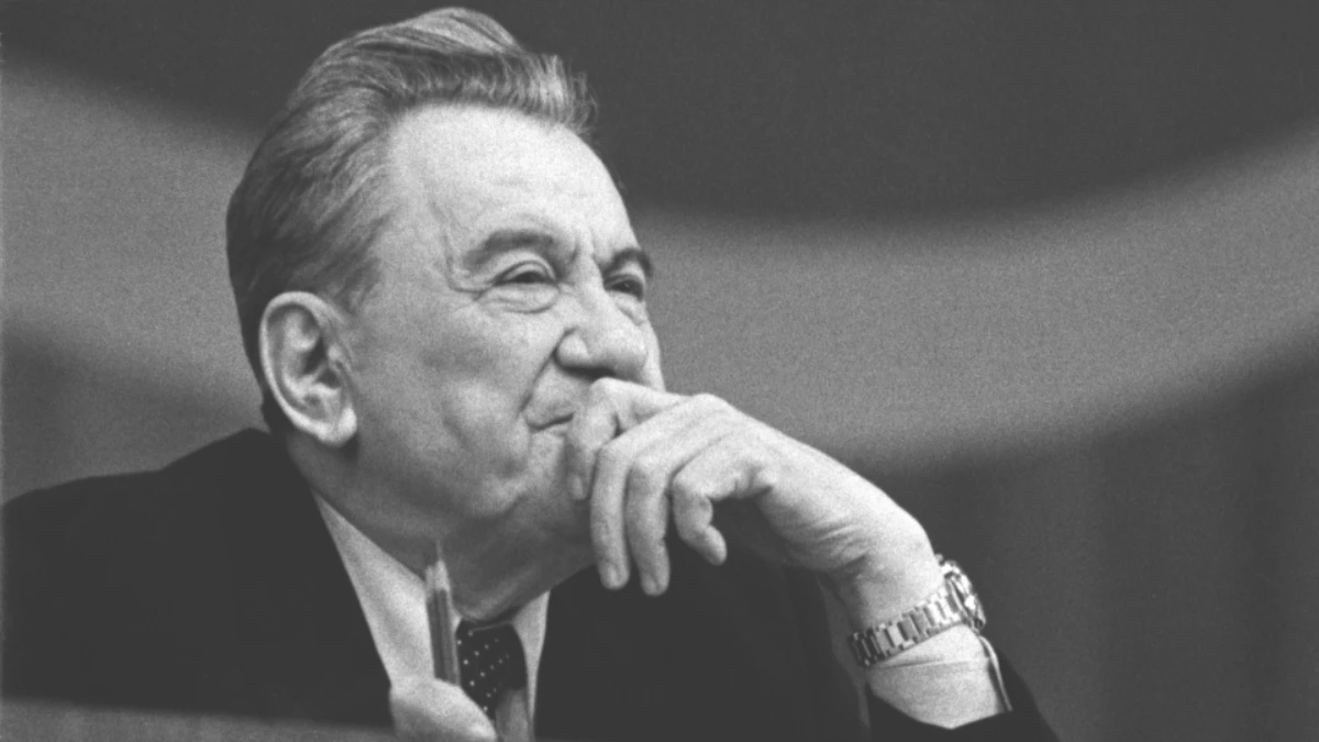 بۇگىن − دىنمۇحامەد قوناەۆتىڭ تۋعان كۇنى