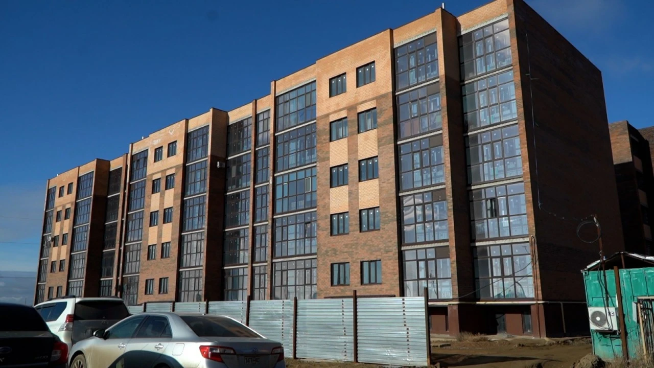 ۇلەسكەرلەر ۇيلەرىن الا الماي ءجۇر