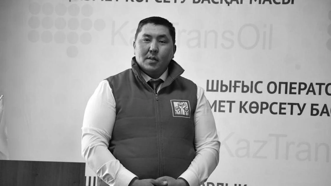 جەتىسۋ وبلىسىندا 34 جاستاعى دەپۋتات كىسى قولىنان كوز جۇمدى