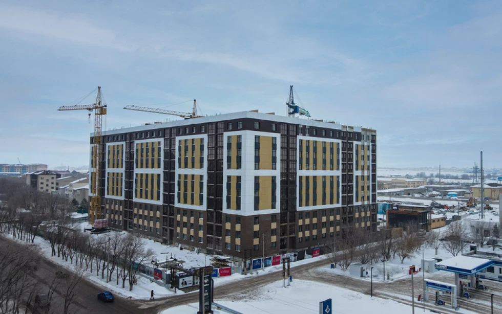 قۇرىلىس زاڭسىز, كومپانيا قامسىز