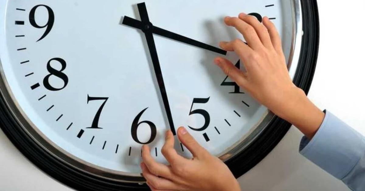 ەلدە ۋاقىت بەلدەۋىنىڭ وزگەرۋى تۇرعىنداردىڭ دەنساۋلىعىنا قالاي اسەر ەتەدى؟