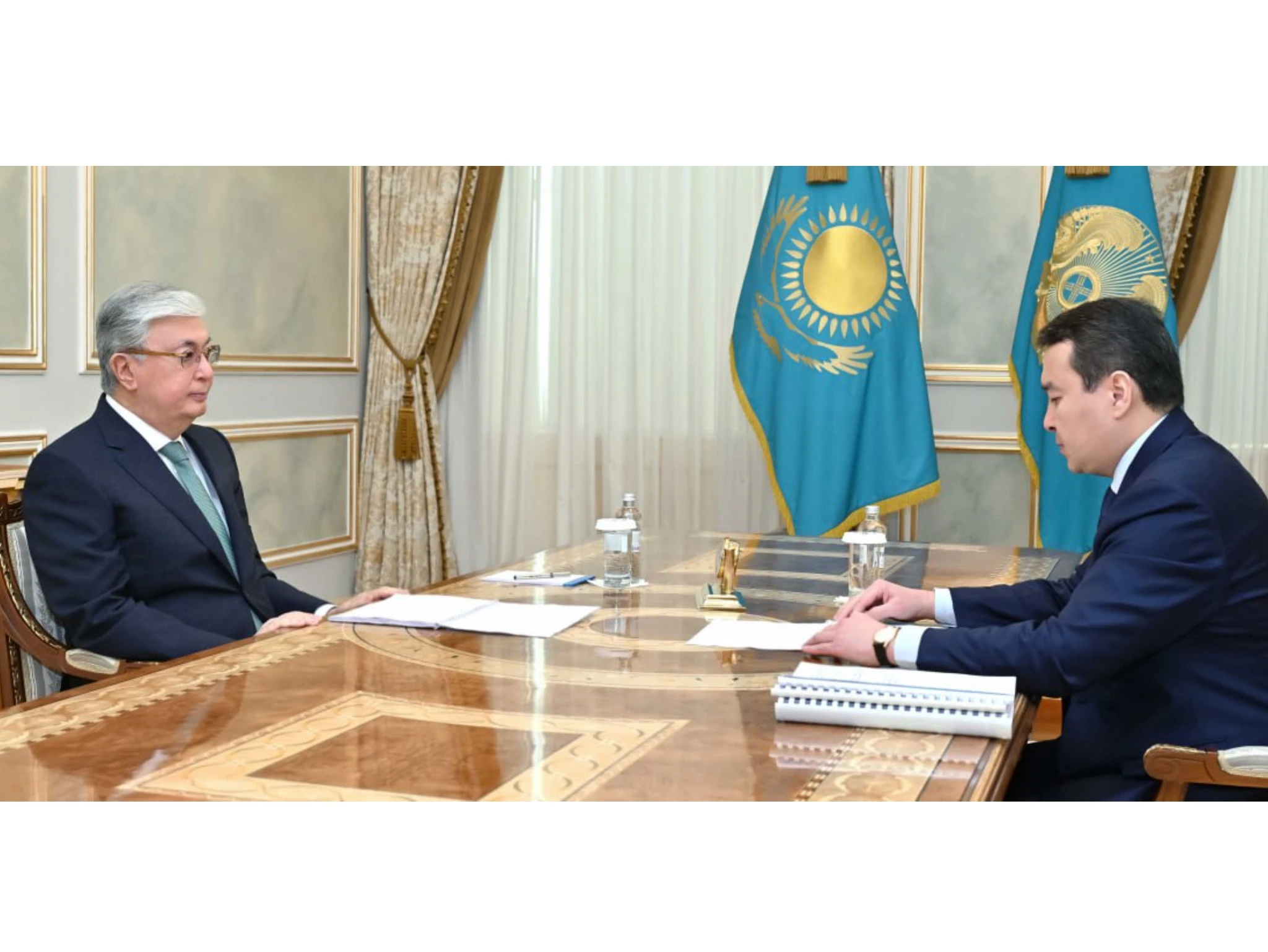 پرەزيدەنت ءاليحان سمايىلوۆتى قابىلدادى