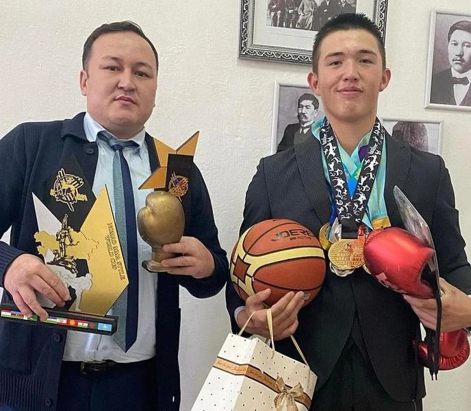 قىسقى كۇرتەشە تارتۋ ەتتى