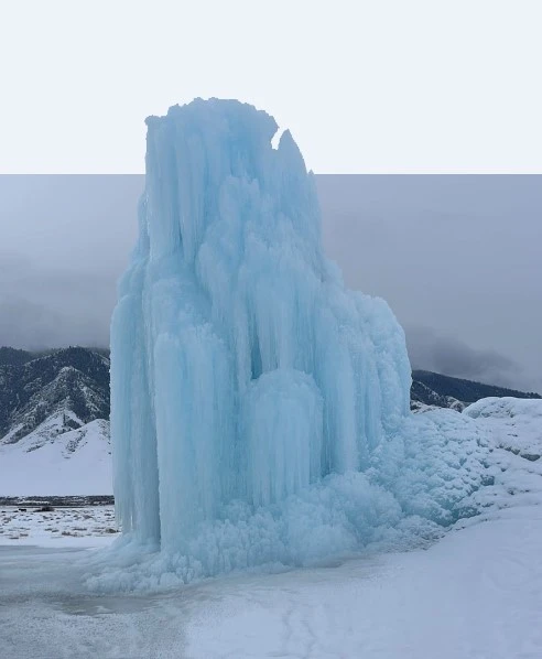 قاراسازدىڭ مۇزتاۋى