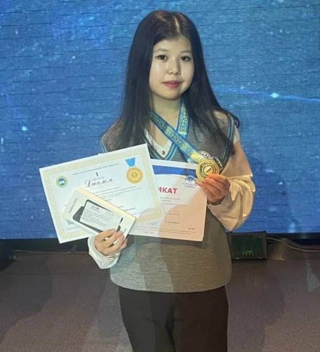 جەڭىمپاز وقۋشىلار