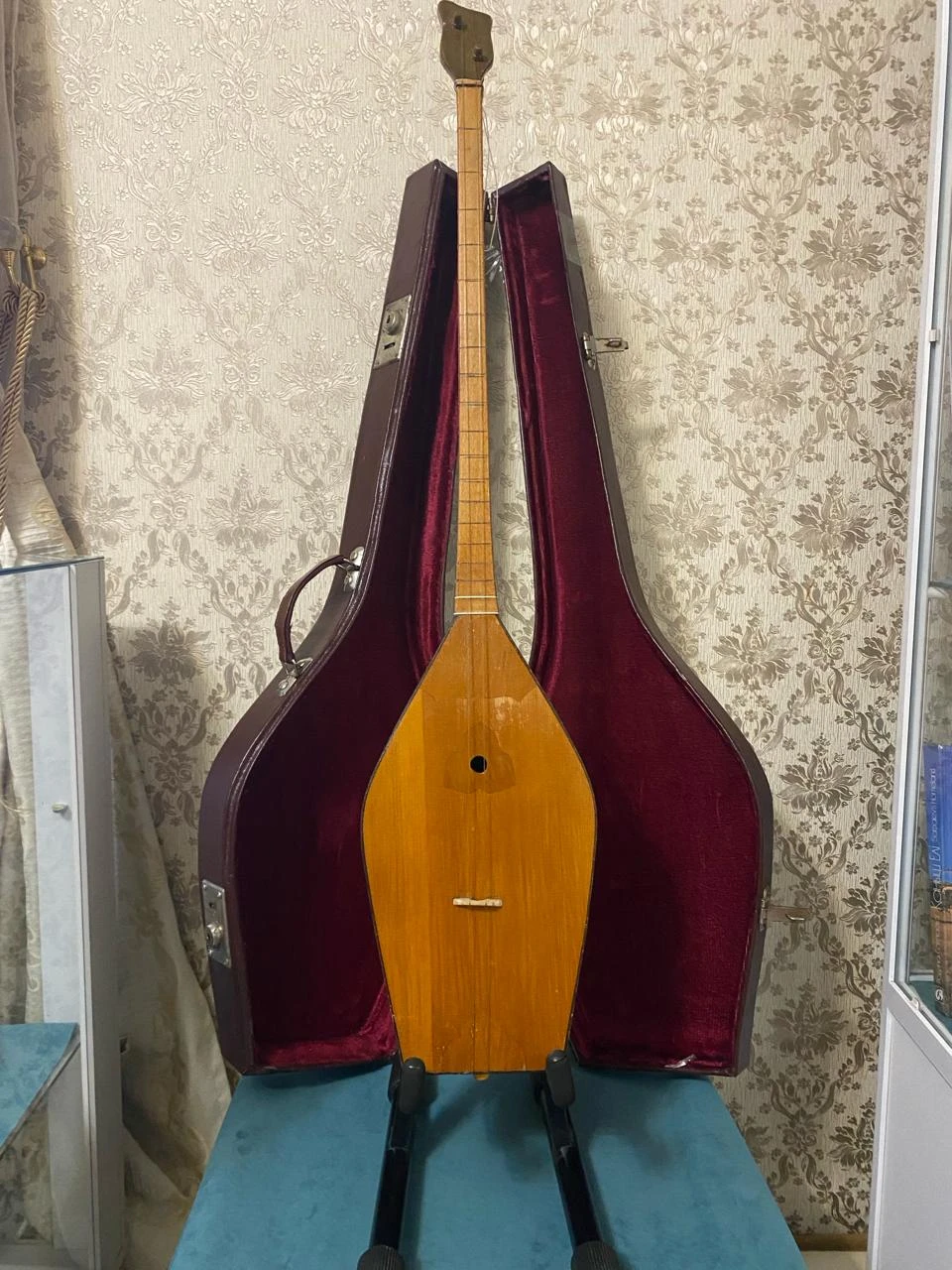 قاناعاڭ ۇستاعان دومبىرا