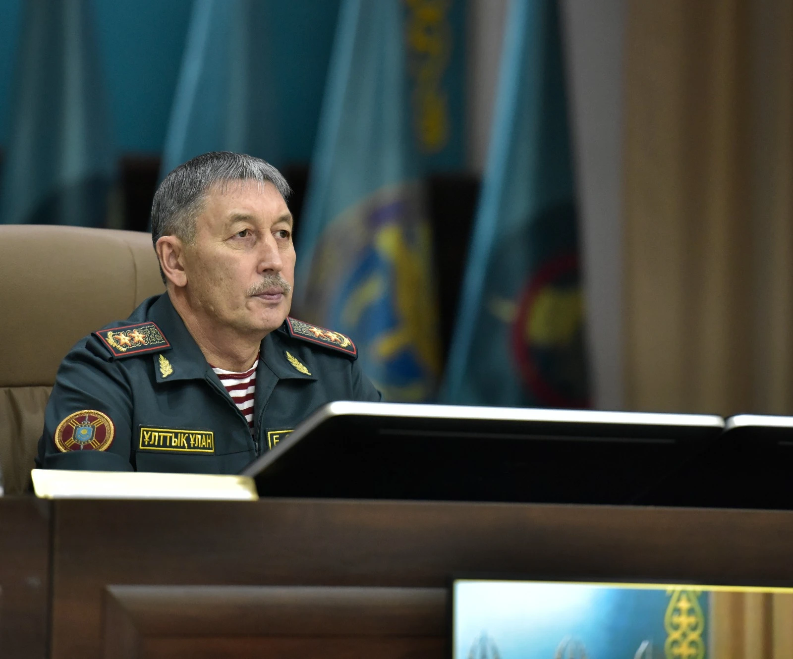 ۇلتتىق ۇلان باس قولباسشىلىعىندا اسكەري كەڭەستىڭ كەڭەيتىلگەن وتىرىسى ءوتتى