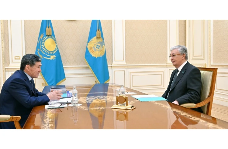 پرەزيدەنت بەلگىلى ەكونوميست, قوعام قايراتكەرى ورازالى سابدەندى قابىلدادى