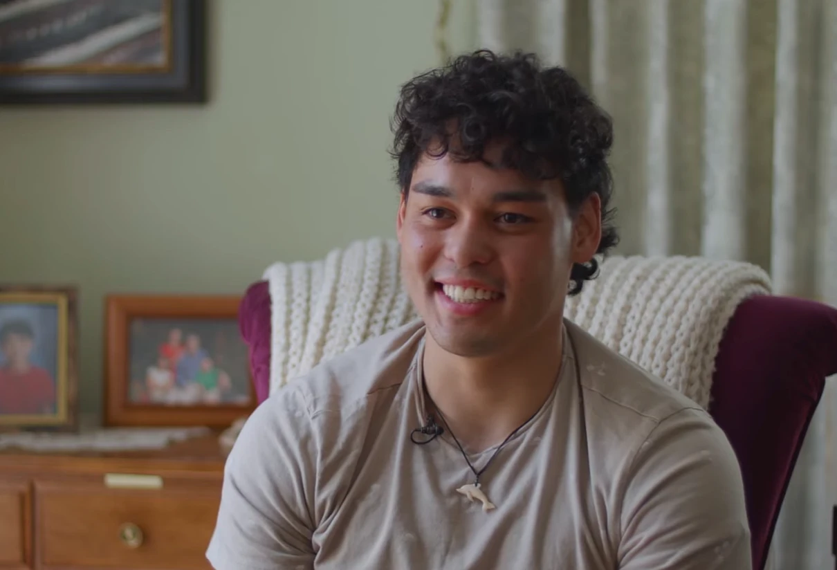 بالا كەزىمدە كوپ ادام ماعان ايانىشپەن قارادى - امەريكادا وسكەن قازاق بالاسى