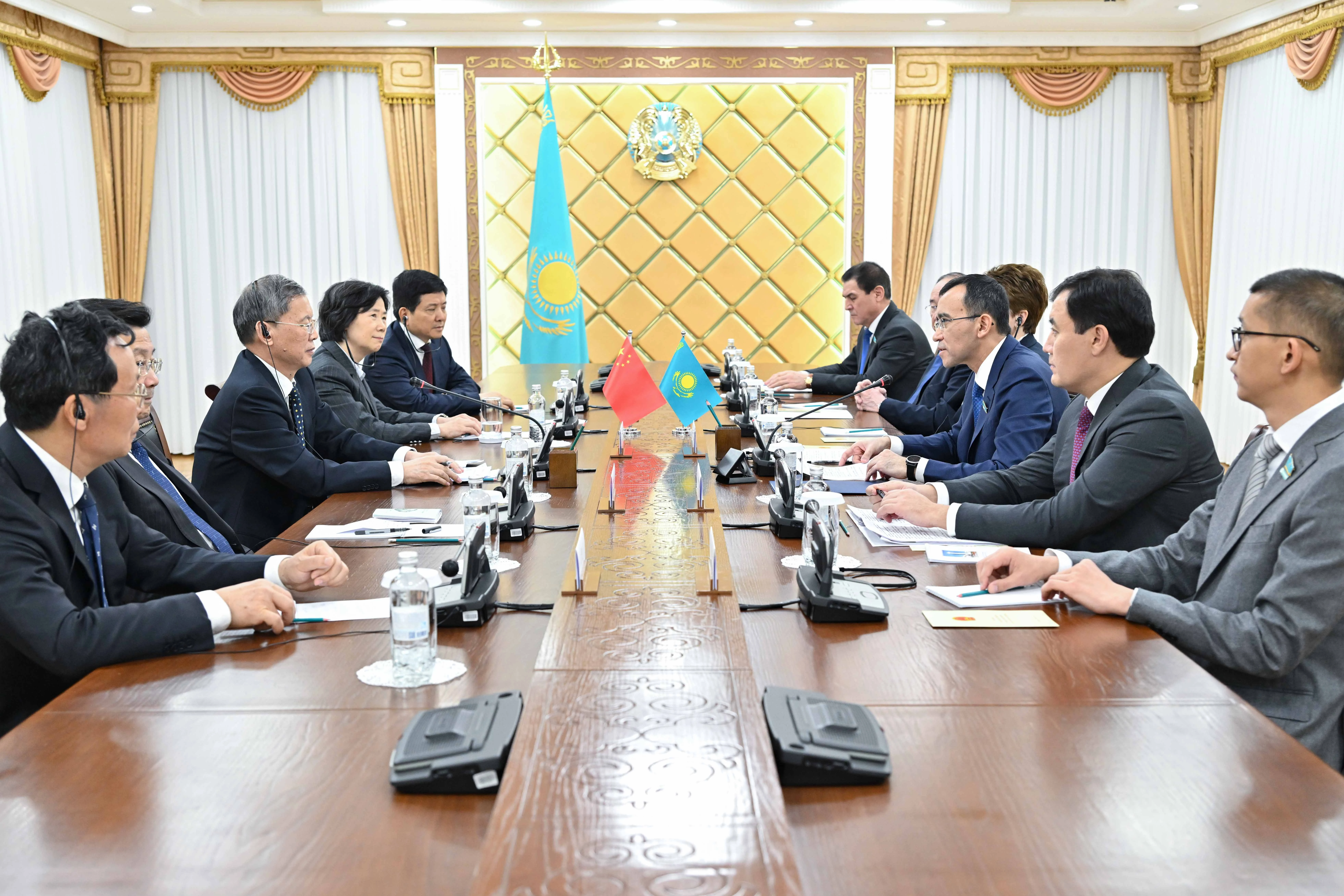 قازاقستان مەن قىتاي اراسىندا عاسىردان بەرى دوستىق ديالوگ ورناعان – م.اشىمباەۆ