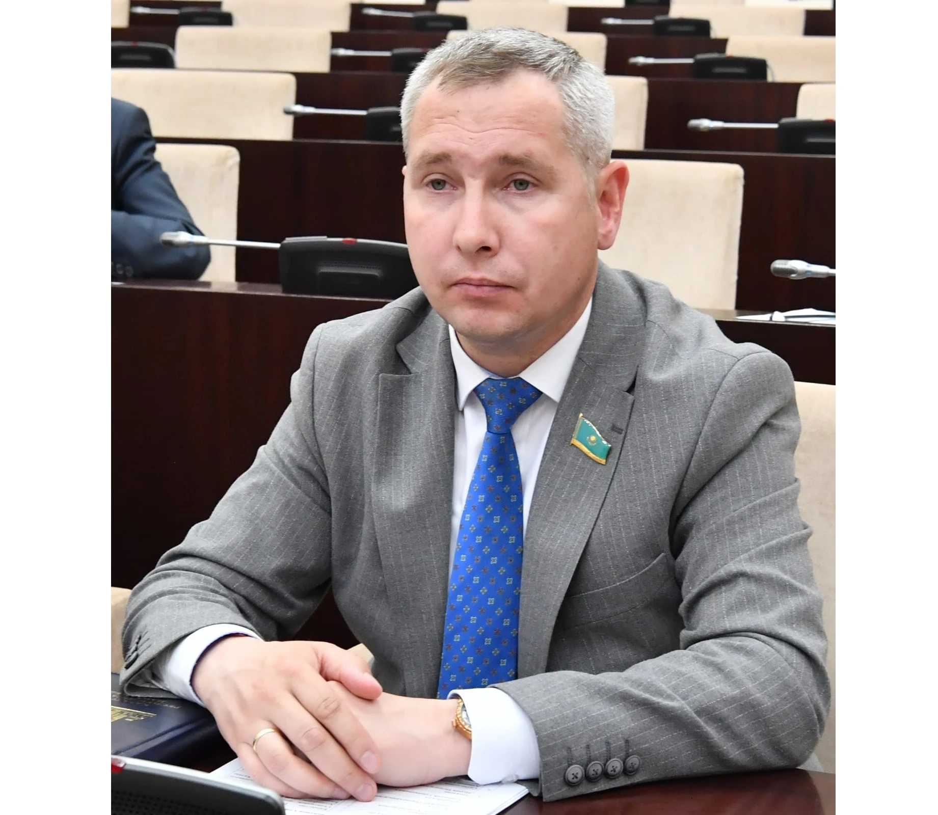 ۆانداليزم دەرتى ەپيدەميا سەكىلدى – سەناتور