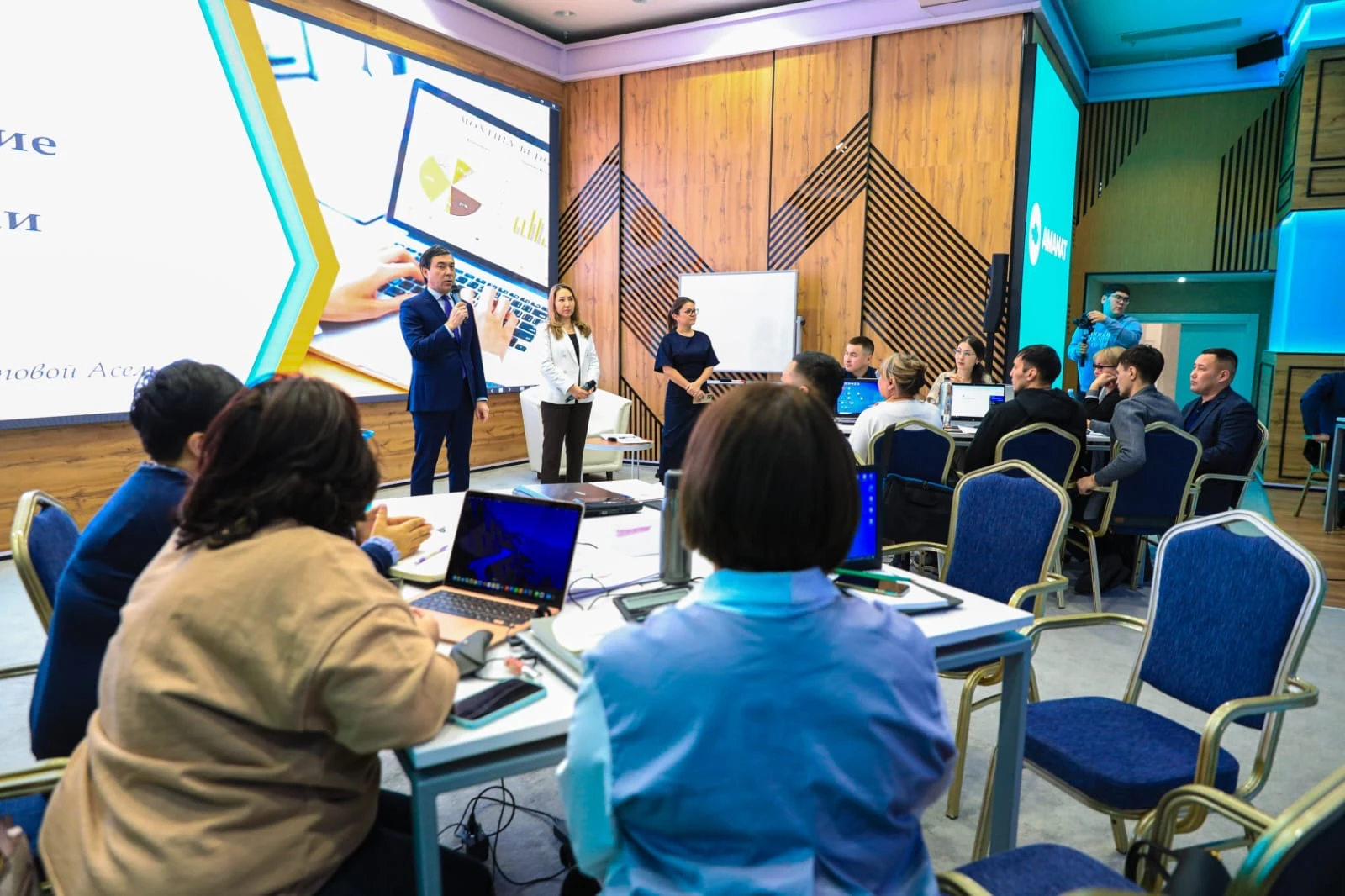 «قارىزسىز قوعام» جوباسى 2024 جىلى قالاي جۇمىس ىستەيدى؟