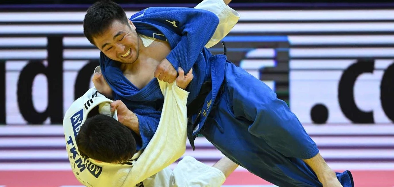 «ەلدوسقا ەرەكشە كوڭىل ءبولىندى». باس باپكەر بالۋانداردىڭ بابىن ايتتى