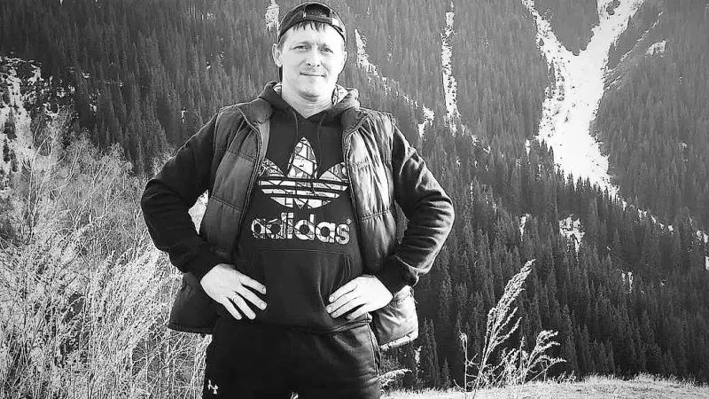 سپورتشى مايا مانەزانىڭ جارى, اۋىر اتلەت ۆياچەسلاۆ ەرشوۆ دۇنيەدەن وزدى