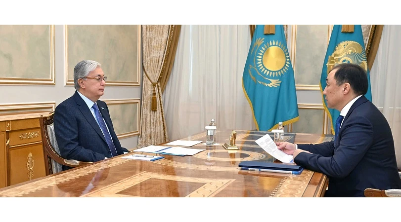 پرەزيدەنتكە «اقىلدى تەمىرجول» جوباسى تۋرالى مالىمەت بەرىلدى