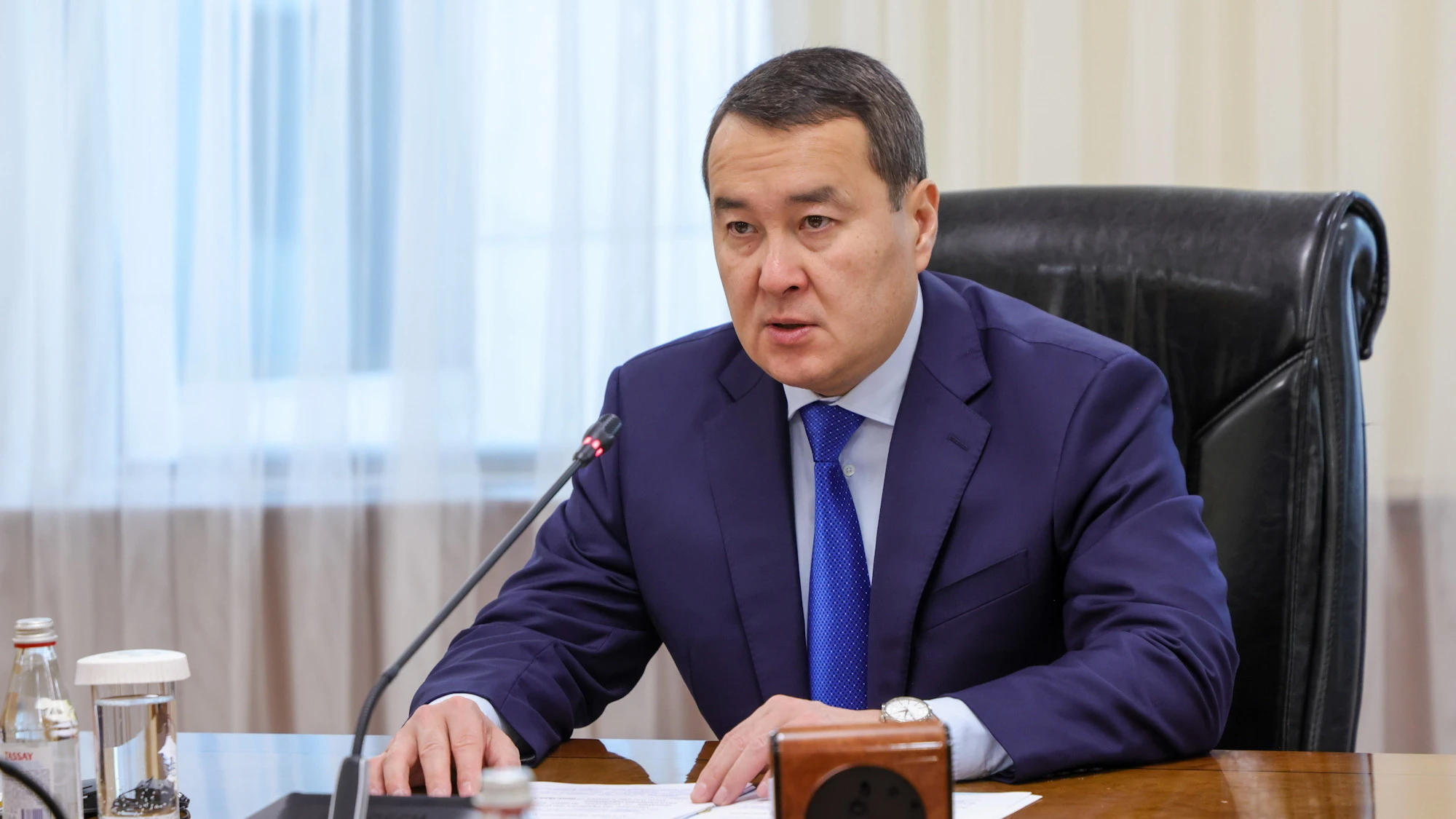 پرەمەر-مينيستر ەاەو-دا يننوۆاتسيالىق يدەيالارمەن الماسۋ الاڭىن قۇرۋدى ۇسىندى