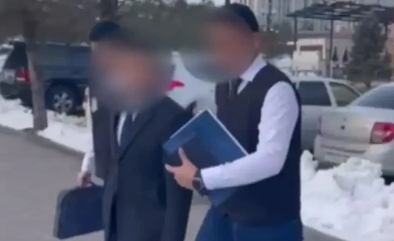 شىمكەنتتە سەيسميكالىق قاۋىپسىزدىككە بولىنگەن قارجىنى جىمقىرعان باسشى ۇستالدى