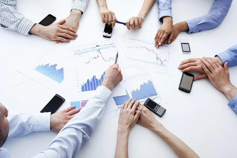 ىنتالى جانعا جۇمىس بار