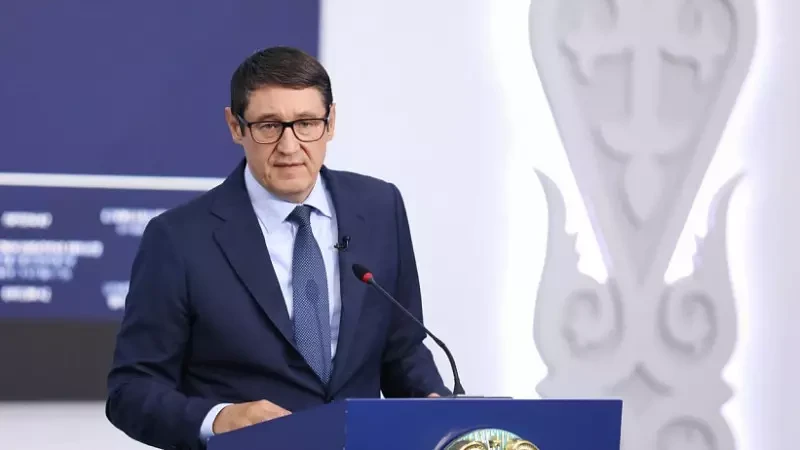 ۇكىمەتتەگى اۋىس-ءتۇيىس: ساتقاليەۆ قىزمەتىندە قالدى