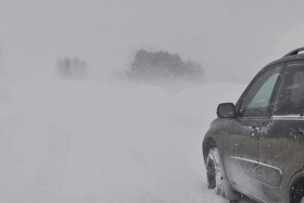 اقتۇتەك بوراندا قالىپ قويعاندارعا نان 1300 تەڭگەدەن ساتىلعان