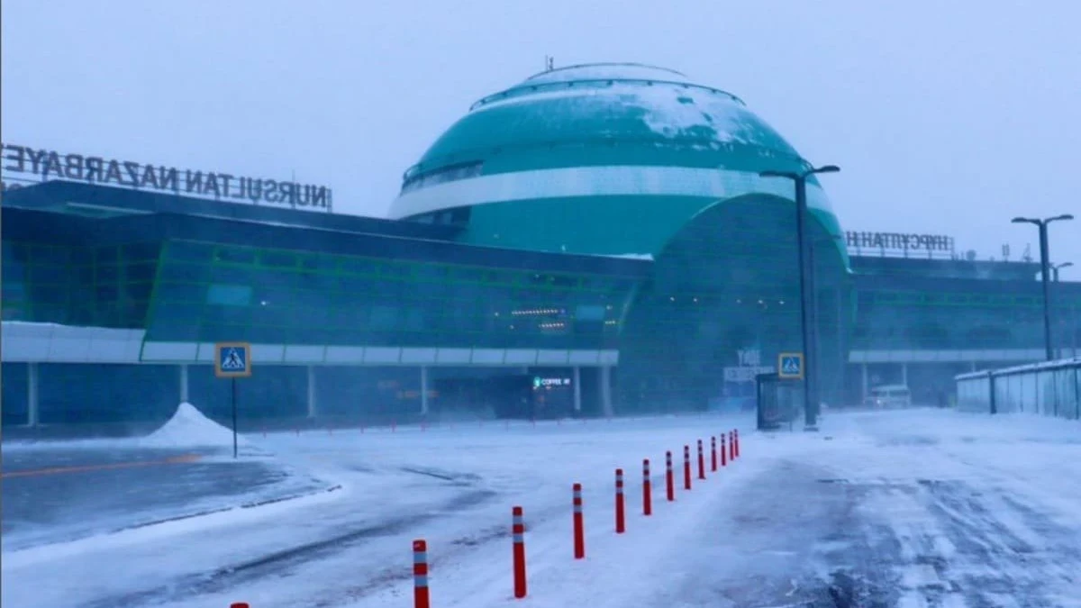 استانا اۋەجايىندا 15 رەيس توقتاتىلدى