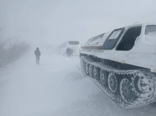 بوراندى جەل, قالىڭ قار. 12 وبلىستا رەسپۋبليكالىق ماڭىزى بار 61 جول جابىلدى