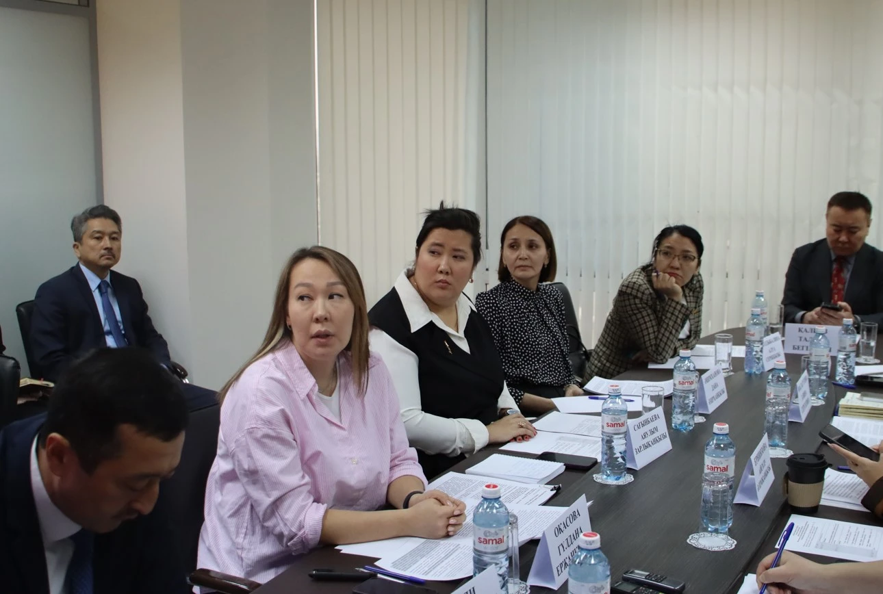 ۇلتتىق بىرەگەيلىكتىڭ باستى بەلگىسى