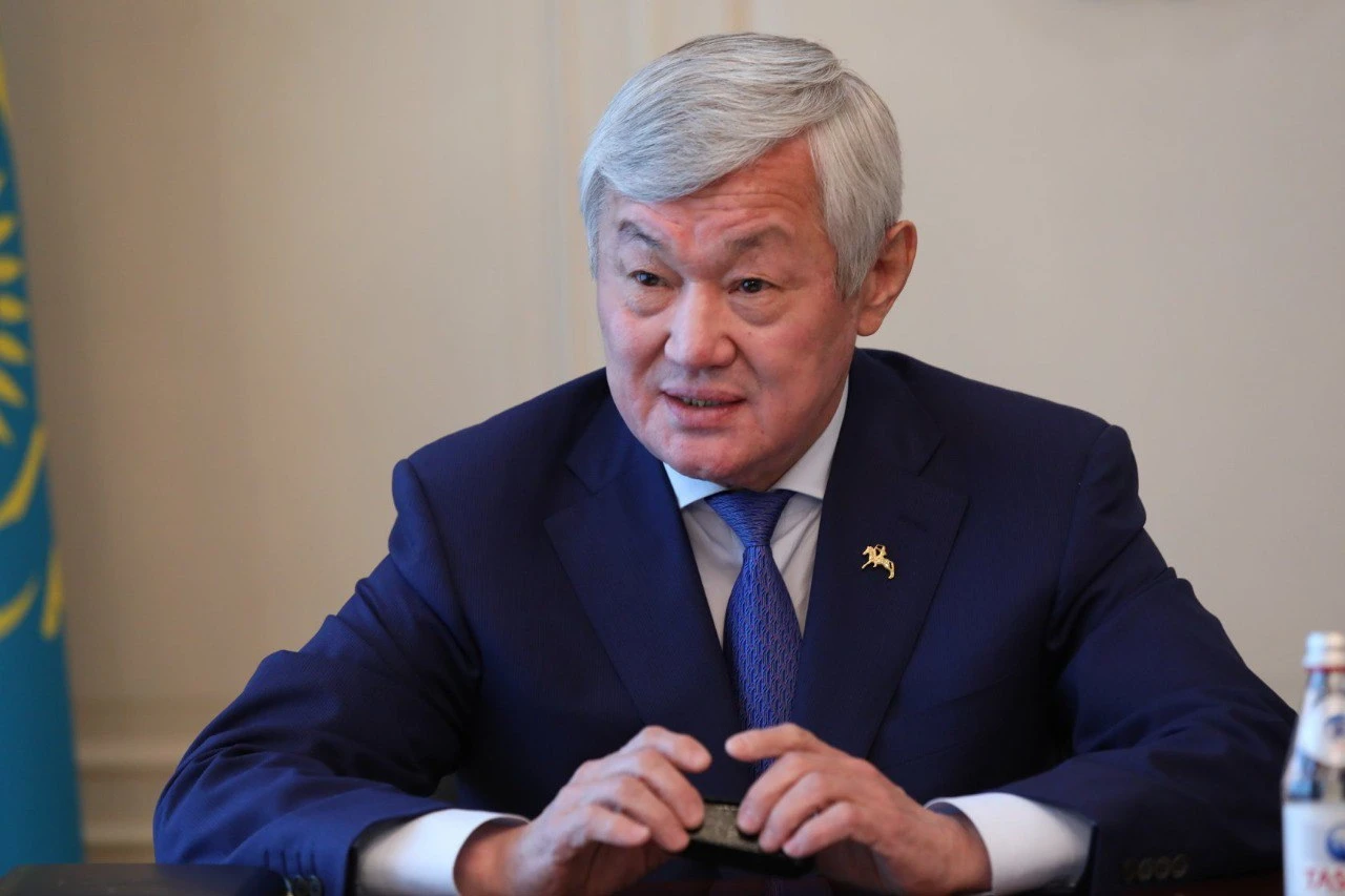 ەل قامىن ويلاعان قايراتكەر ەدى