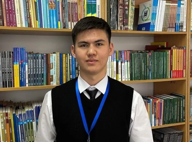 جاڭاشىل پەداگوگ وقۋشىلار ءۇشىن ەلەكتروندى قوسىمشا ويلاپ تاپتى