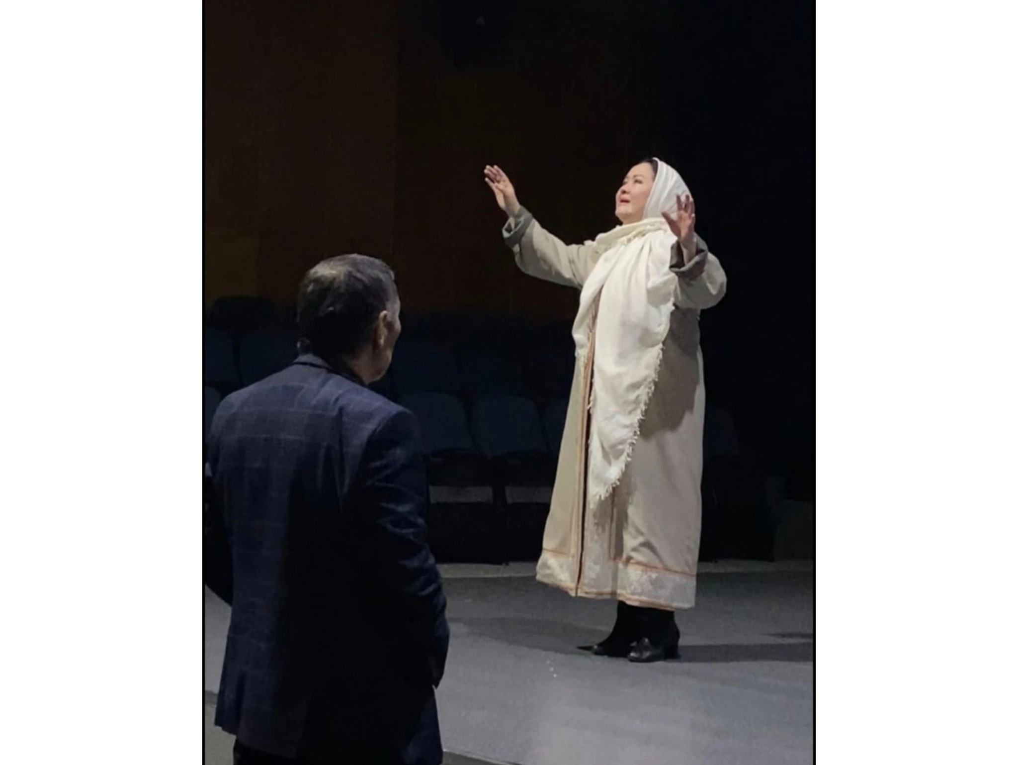 عاشىقتار كۇنى «قوزى كورپەش – بايان سۇلۋ» تۋىندىسى اۋەزوۆ تەاترىندا قايتا ساحنالانادى