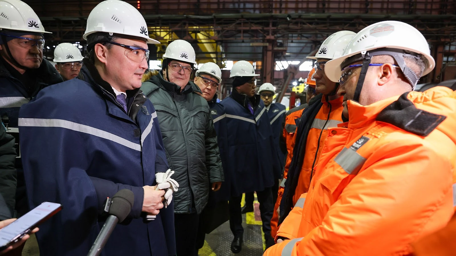 ۇكىمەت باسشىسى قاراعاندى وبلىسىنىڭ وندىرىستىك كاسىپورىندارىن ارالادى