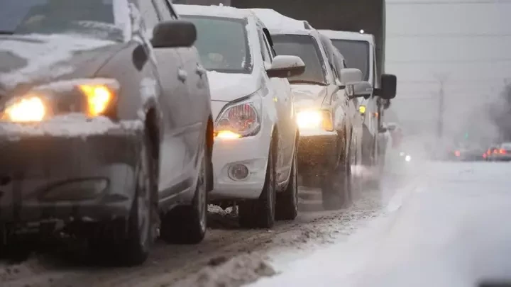 اباي وبلىسىندا 100-دەن استام كولىك كەپتەلىستە تۇرىپ قالدى