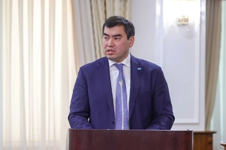 ۇكىمەتتە كوكتەمگى سۋ تاسقىنىنىڭ الدىن الۋ شاراسى پىسىقتالدى