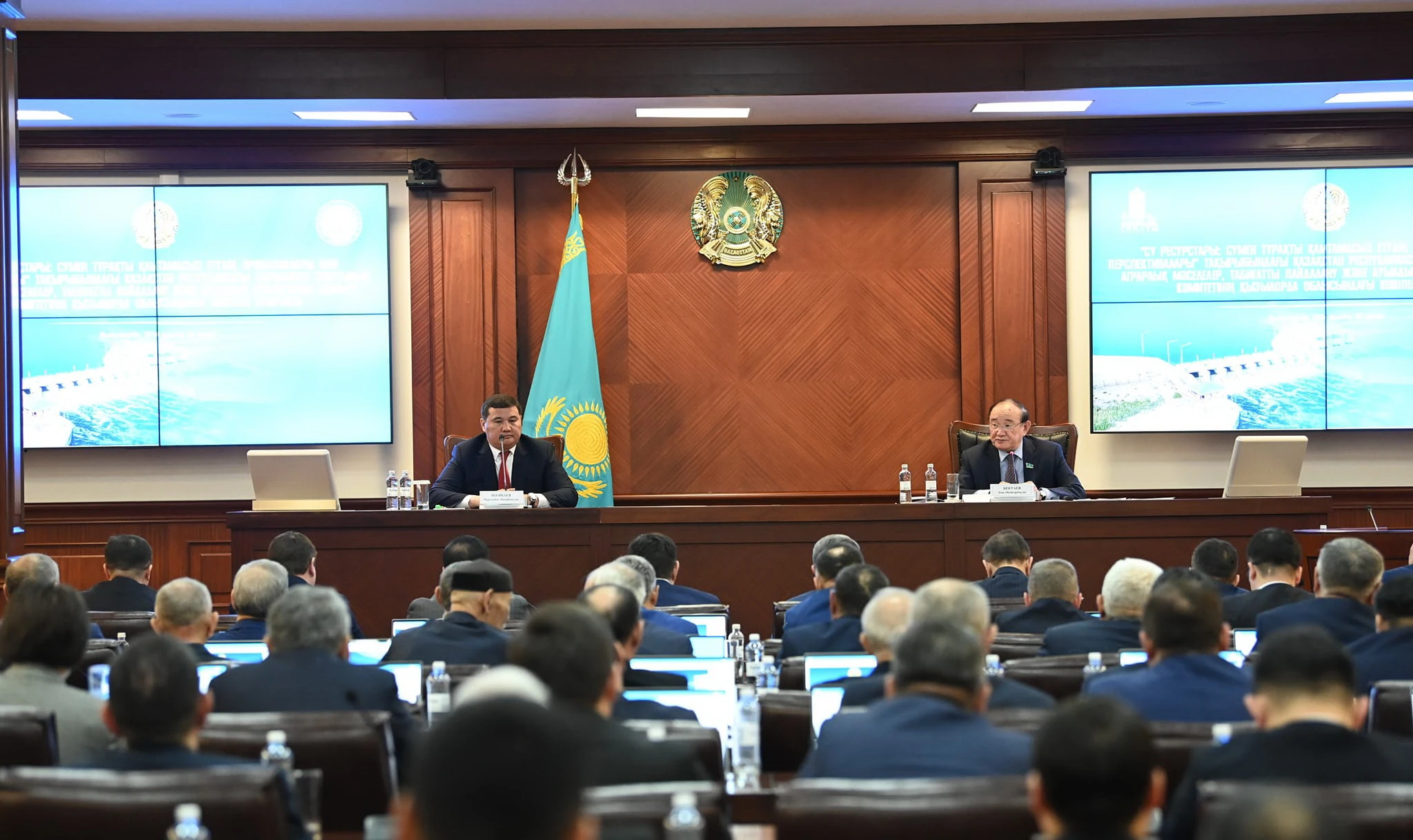 سىردا سەناتورلار تالقىلاعان سۋ ماسەلەسى