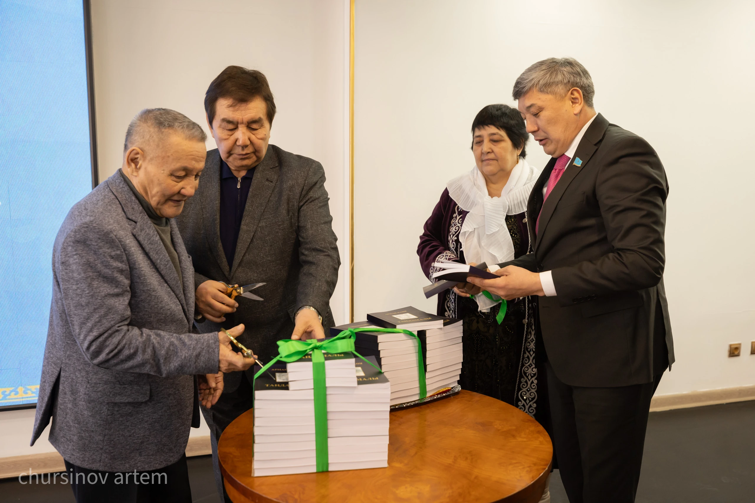 كۇرەسكەر اقىن مۇراسى