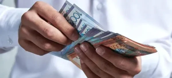 فەرمەردىڭ نەسيەسى – حالىقتىڭ نەسىبەسى