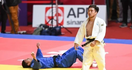 «قارسىلاستىڭ موينىن قايىرعان». ەلدوس سمەتوۆ Grand Slam تۋرنيرىنەن شەتتەتىلدى