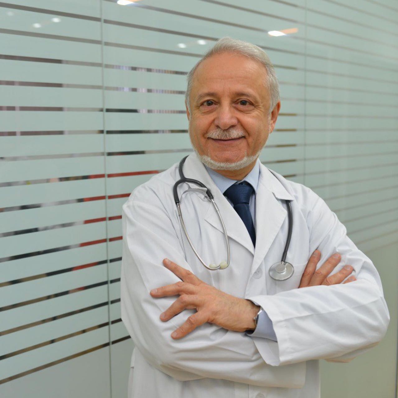 پروفەسسوردىڭ پەيىلى