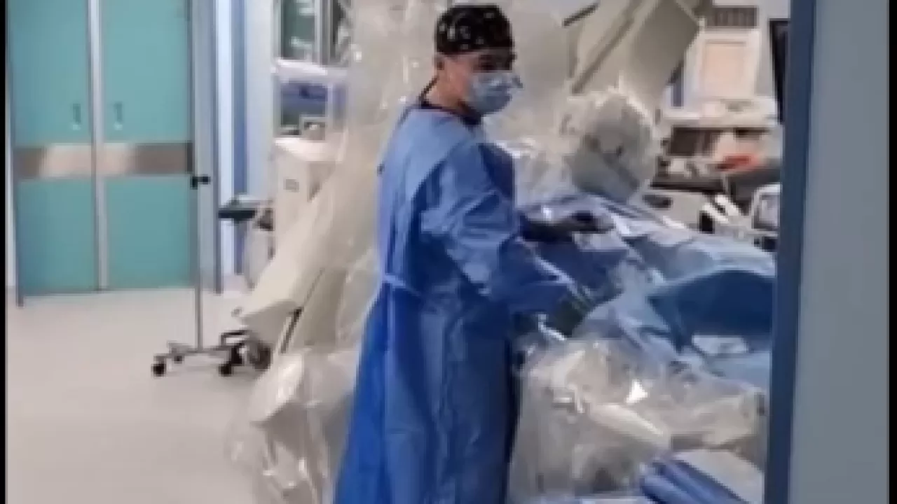 جەر سىلكىنىسىندە ناۋقاسقا وتا جاساعان حيرۋرگتار جۇرتتىڭ ريزاشىلىعىنا بولەندى (ۆيدەو)