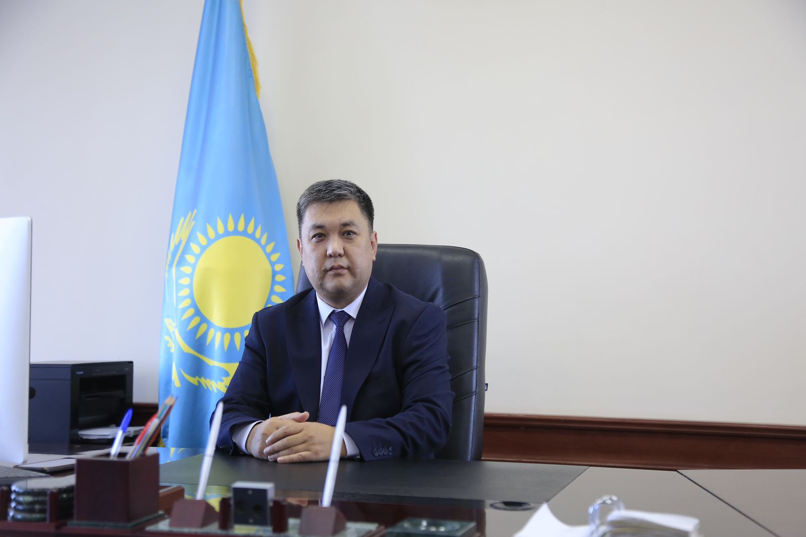 10 ملن تەڭگە كولەمىندە پارا العان اكىمنىڭ ءىسى سوتقا جەتتى